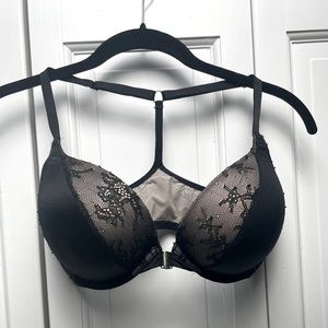 Victoria Secret 34C Bombshell Plunge Bra